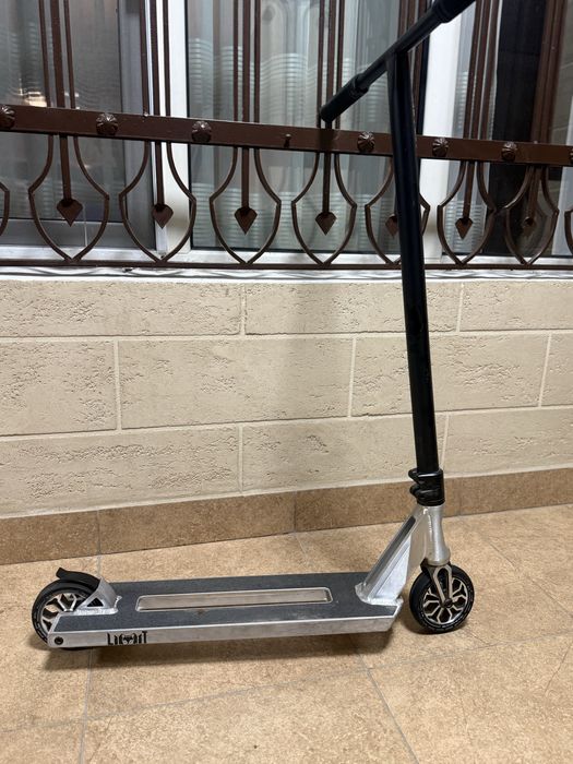 Самокат трюковой