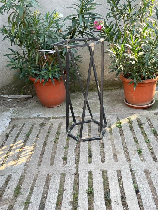 Stâlpisor decorativ