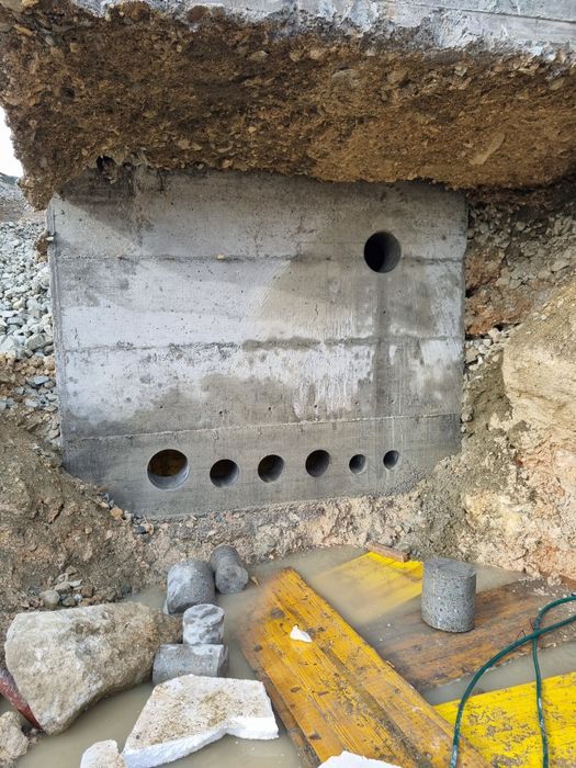 Gaura centrala hota aerisiri ac instalatii sanitare carota carotare