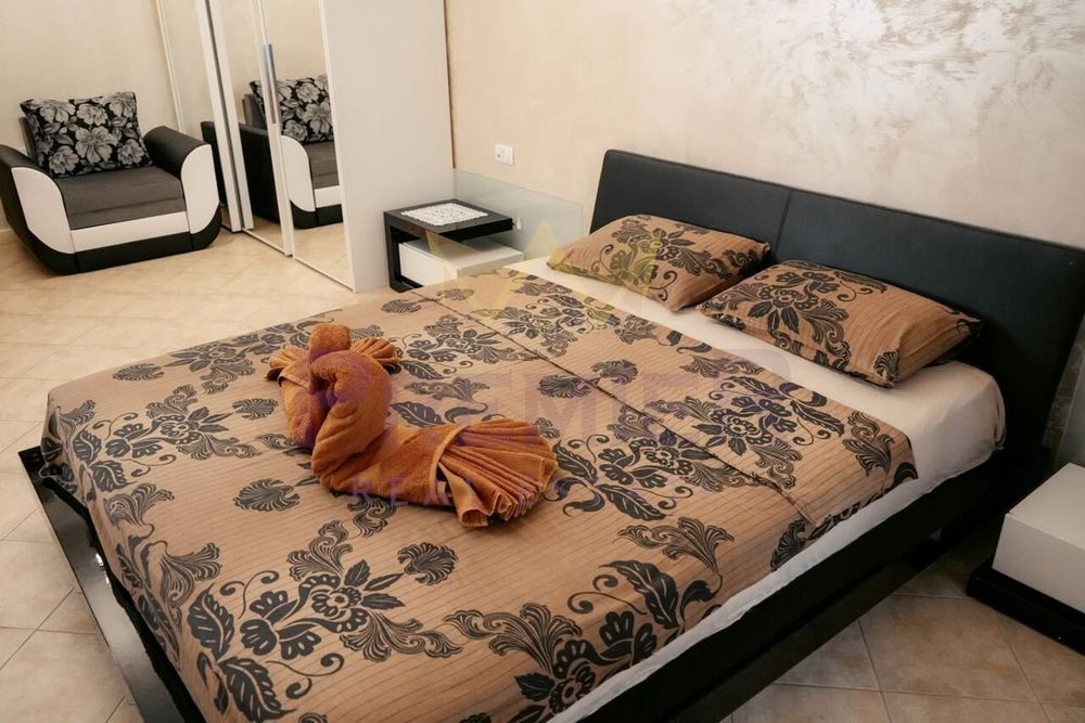 Просторен многостаен апартамент в Санта Марина