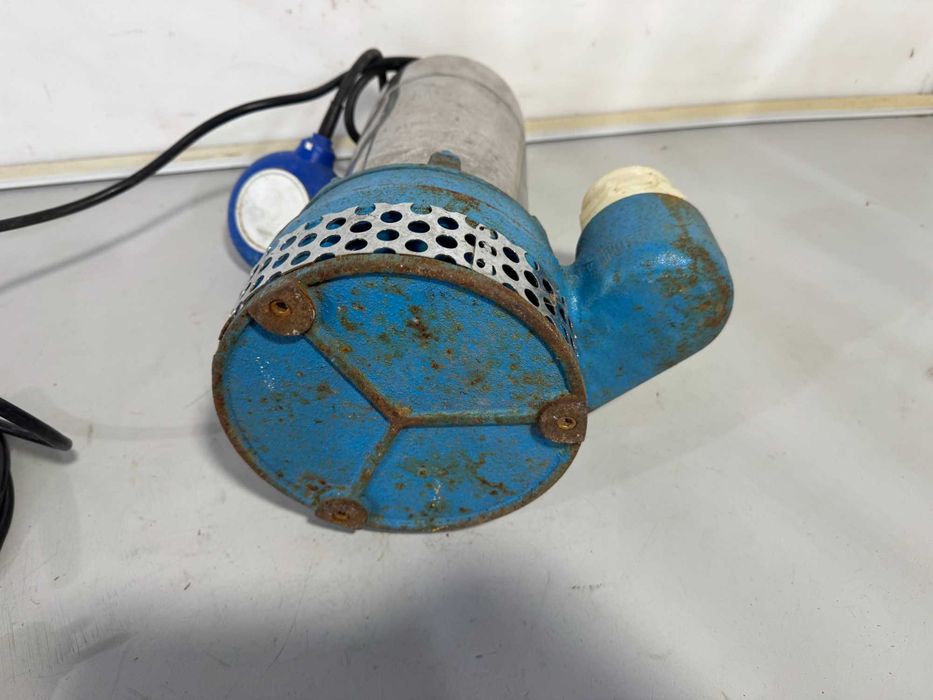 Помпа потопяема метална  - Clarke 600W / 10m