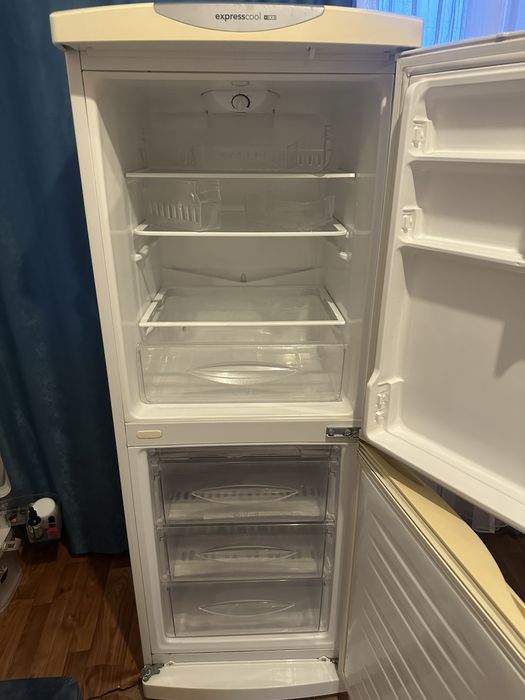 Холодильник expresscool