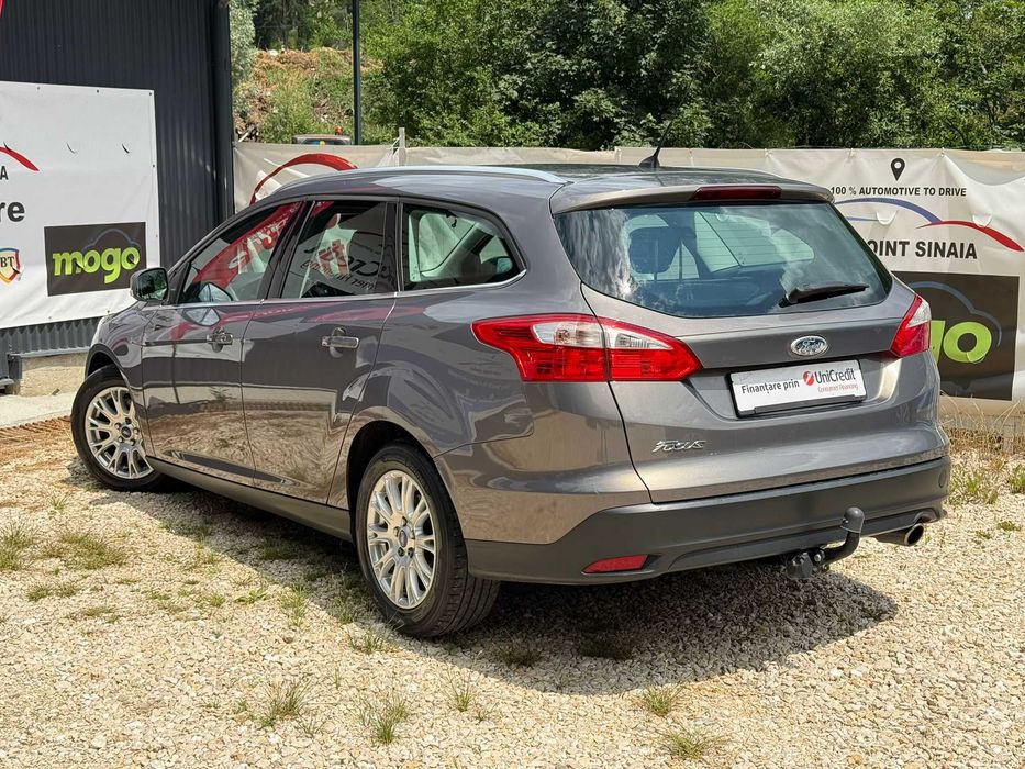 FORD Focus 2011 — imagine 26