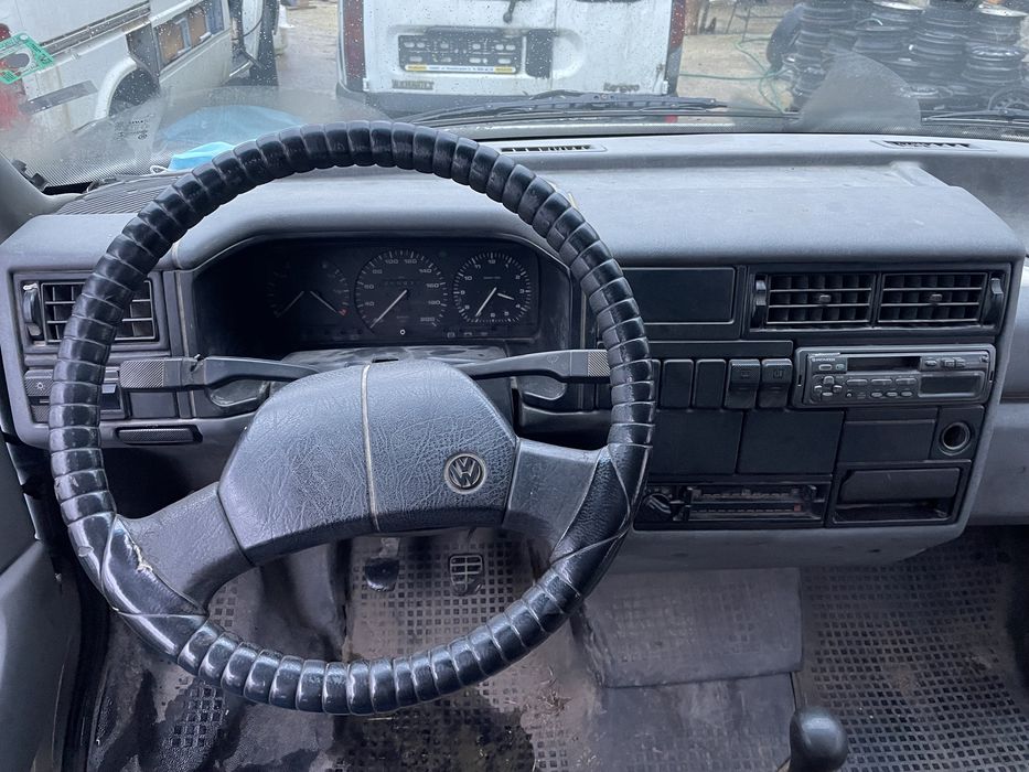 Vw Transporter 2.4d 75hp 1995 На Части