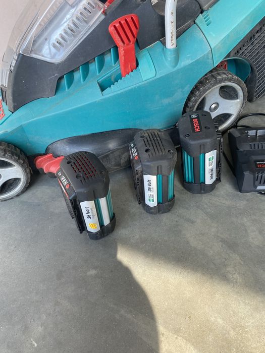 Bosch Rotak 37-Lİ косачка за трева -акумулаторна