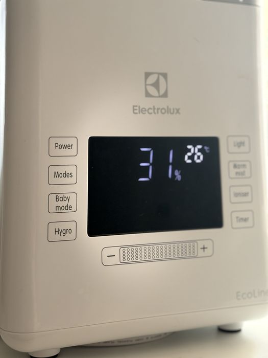 Продам увлажнитель воздуха Electrolux