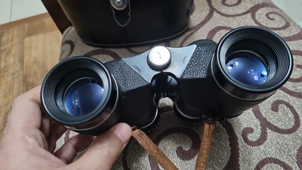 бинокль японский Tasco