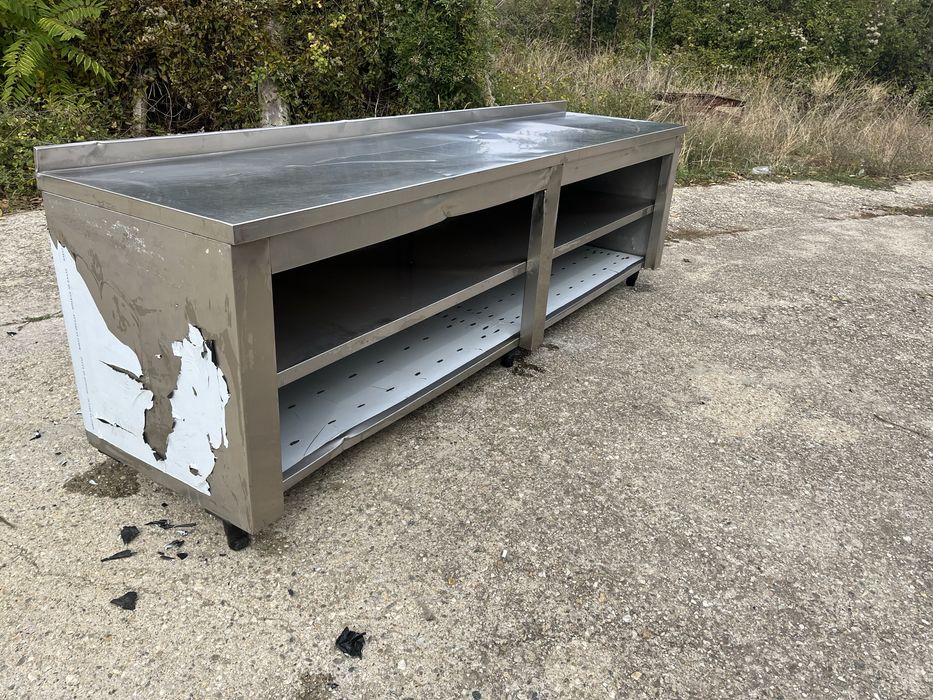 Работна маса неръждавейка