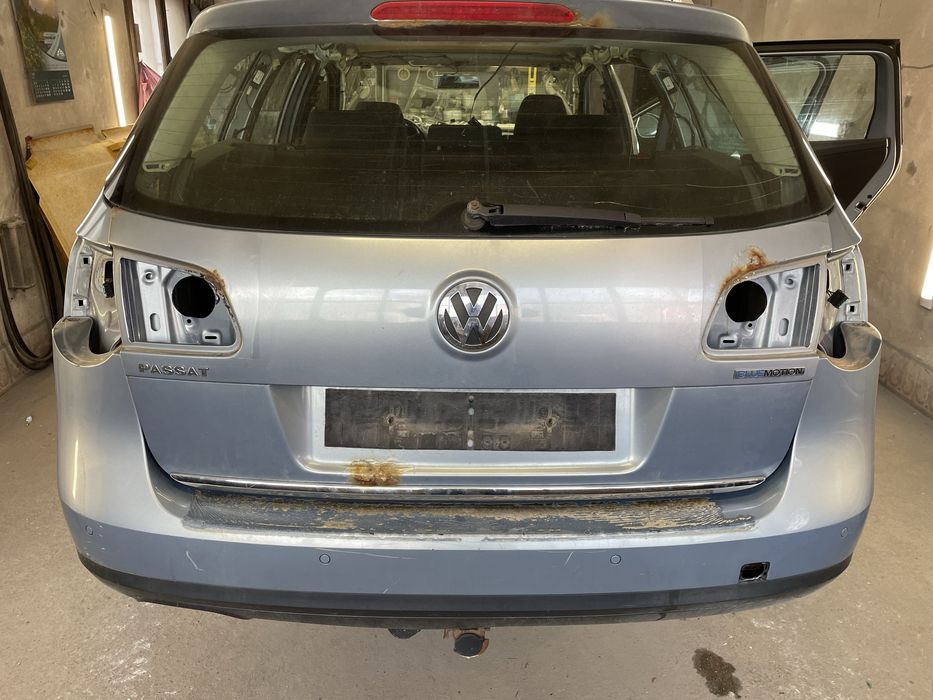 Продавам теглич за vw passat b6 комби