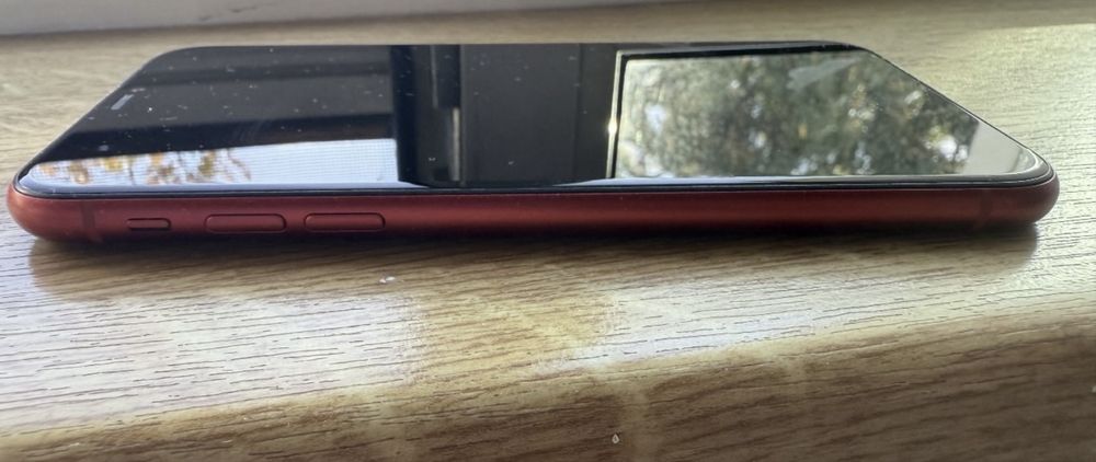 Iphone 11 Red, perfect functional