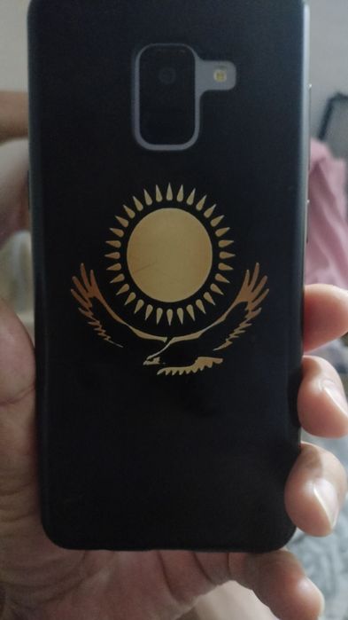 Продам Samsung A 8