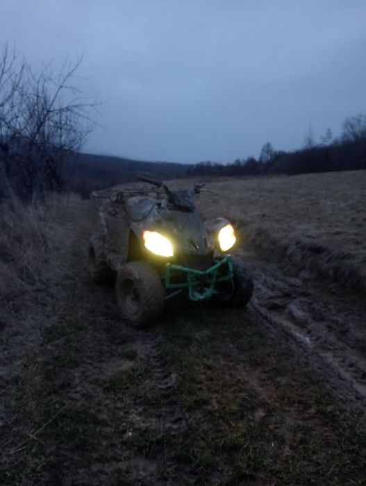 Vând ATV 250cc cu acte