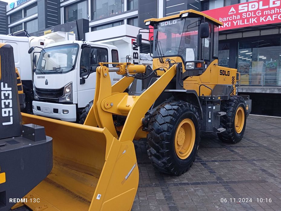 Погрузчик SDLG(volvo) модель L933F 1,8 куб кабина от 3 кубового