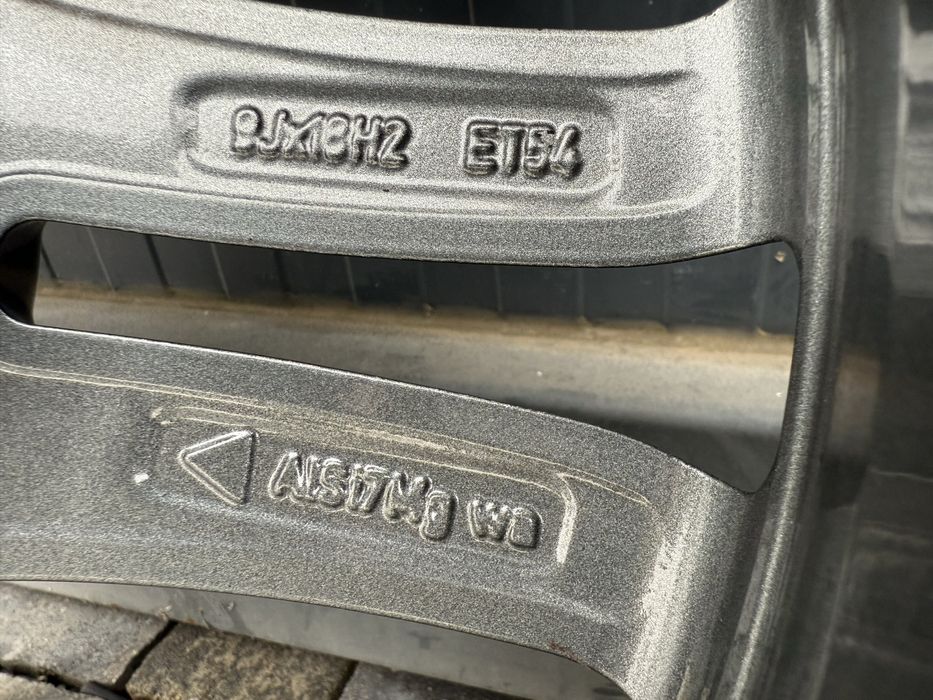 mercedes michelin 245/40/18 Дот 33/24г оригинални 1400лева