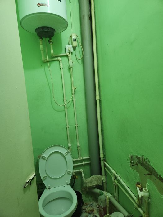 Uy sotiladi 3 xona qibray rayon xosilot kochasiıda.