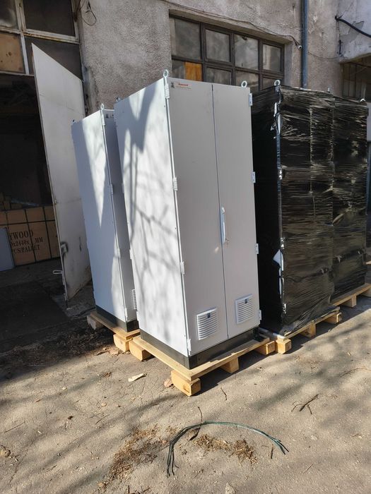 Многофункционални метални шкафове