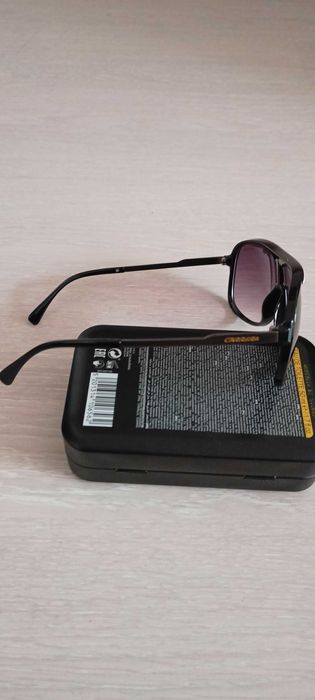 Слънчеви очила Carrera