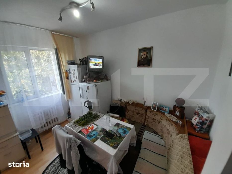 Apartament cu 2 camere, 52 mp, etaj 3, zona Decebal — fotografia 3