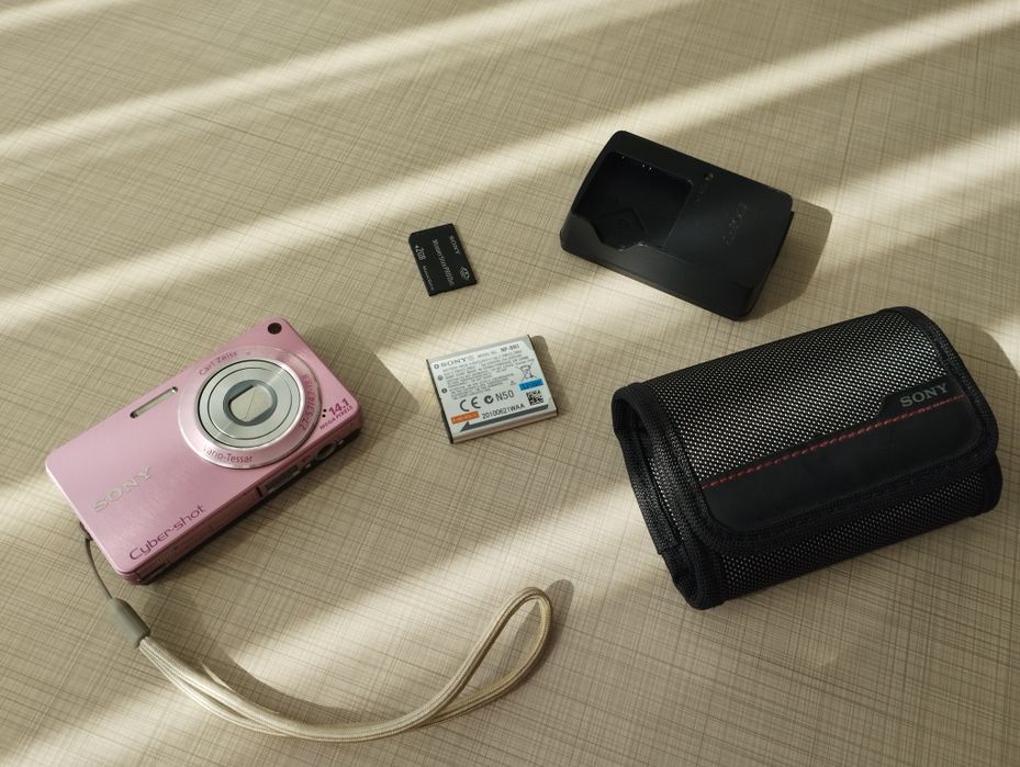 Sony Cyber-shot DSC-W350