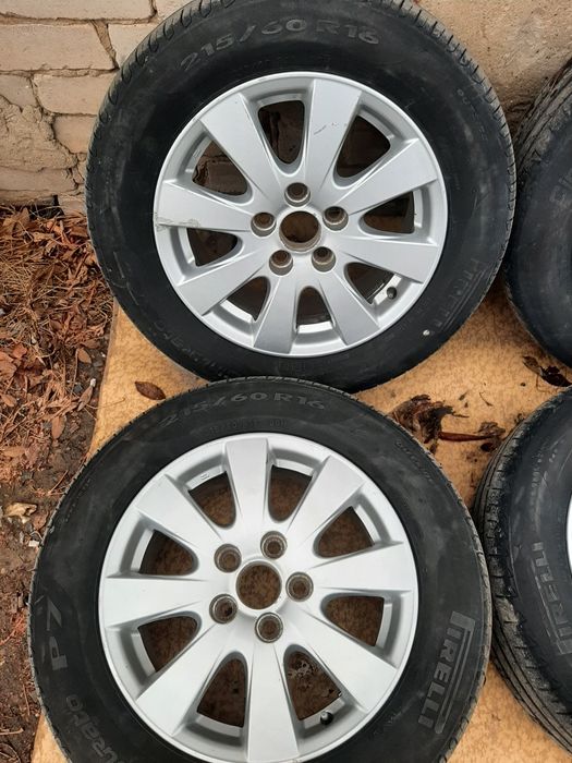Продам колеса взборе. 215/60/16