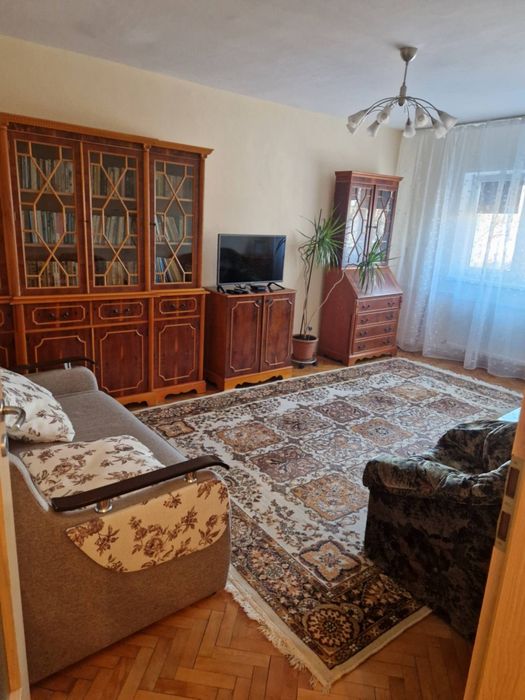 Apartament doua camere , zona girocului, proprietar