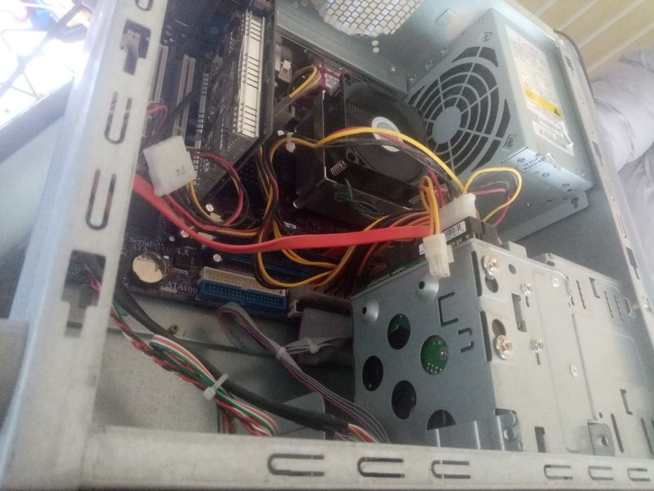 Kampiyuter  keys ofisni