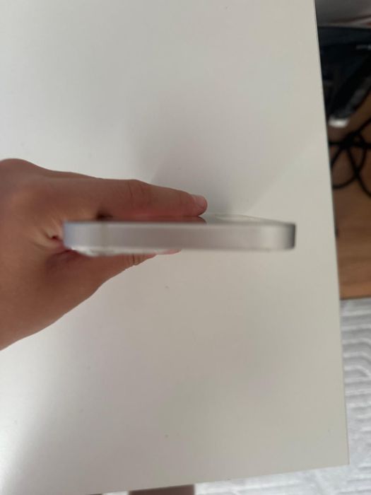 Iphone 13,white.