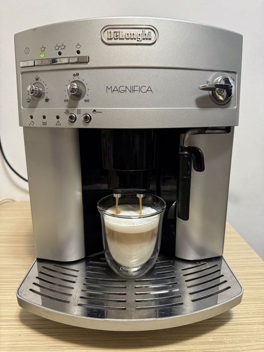 DeLonghi Magnifica   espressor cafea expresor