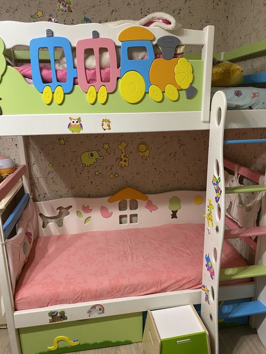Продам детскую кроватку