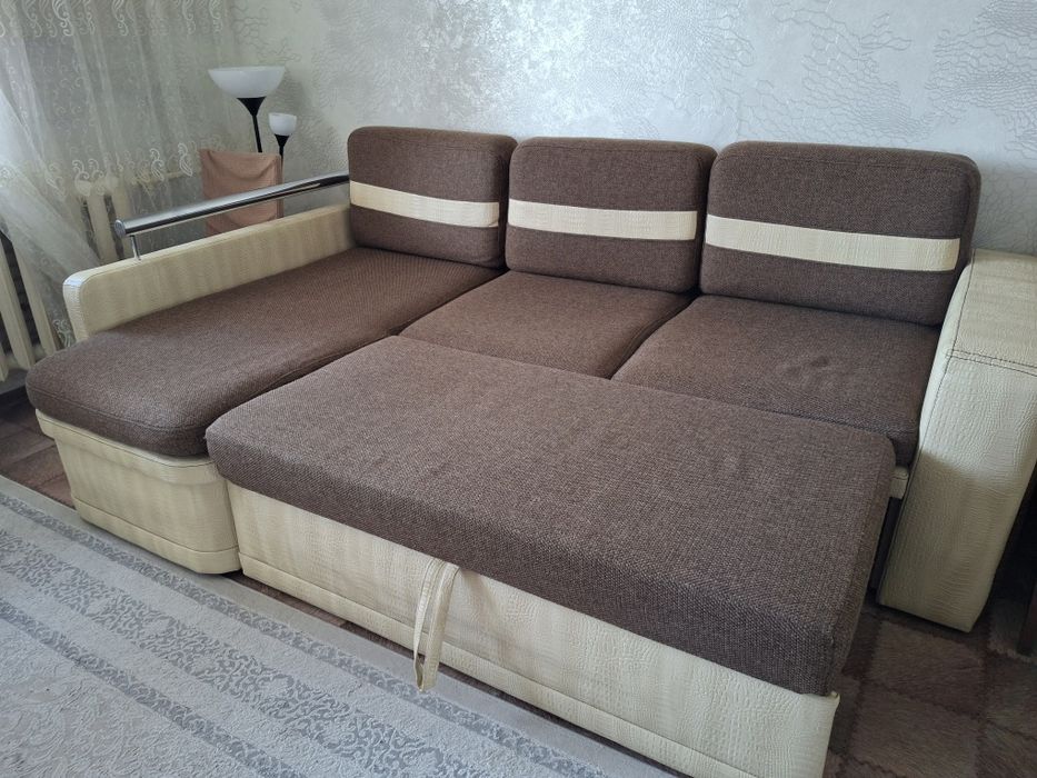 Диван угловой раскладывающийся
