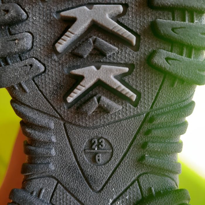 Топли ботуши за момче 23н