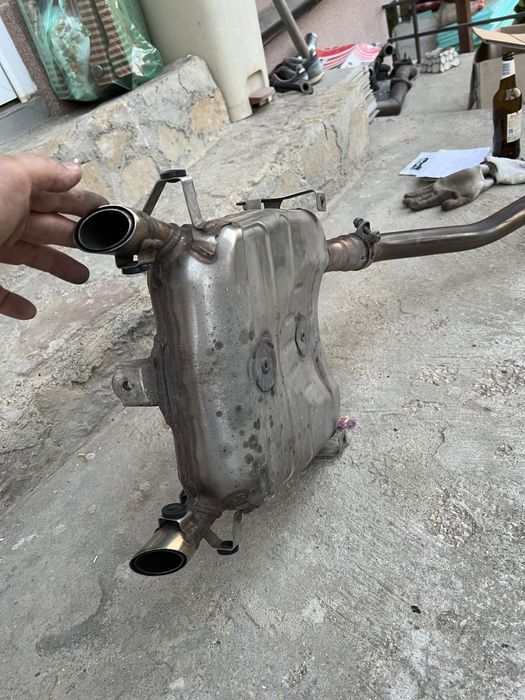 Оригинална генерация Suzuki GSR 600