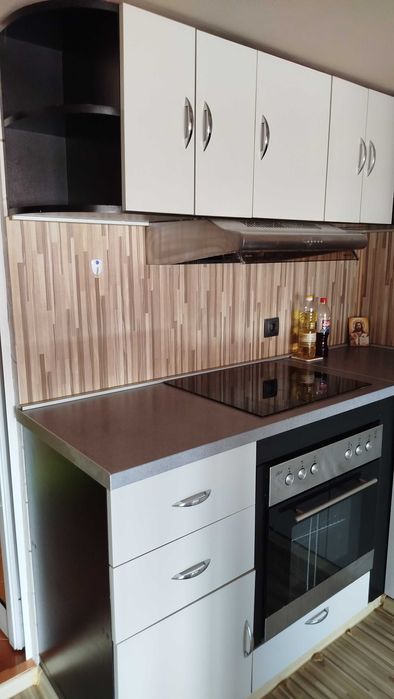 Продава се Ателие в Плевен, Широк център - 52 кв.м за 1097 €/кв.м - Снимка #3