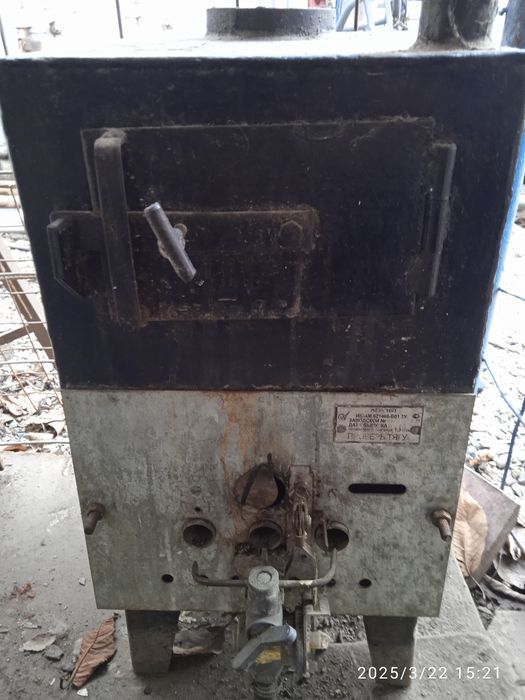 Продам газовую печку.б/у