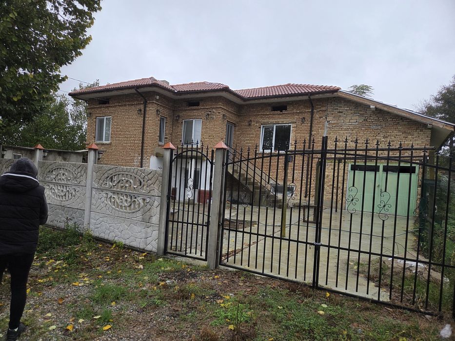 Продава се Къща в Търговище, Център - 148 кв.м за 642 €/кв.м - Снимка #5