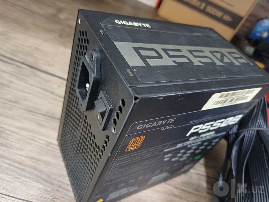 Блок питания Gigabyte GP-P550B, 550W