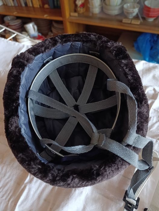 Шапка ушанка каска