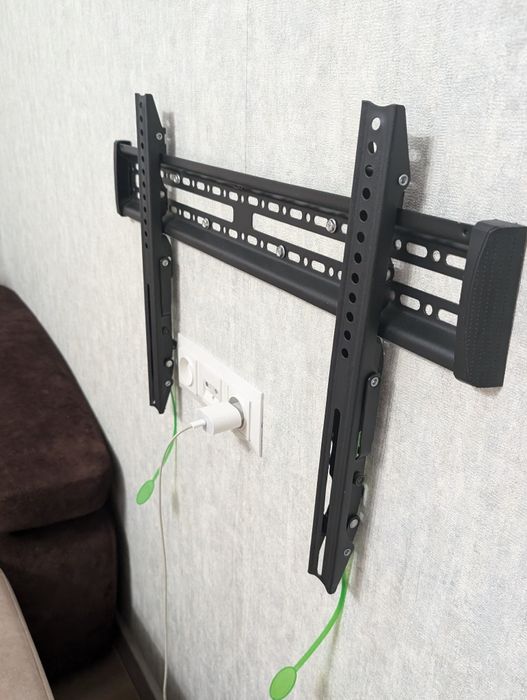 Крепление для телевизора на стену