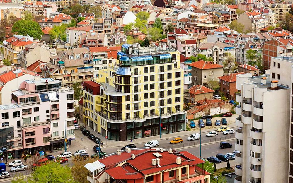 Продава се Четиристаен апартамент в Пловдив, Кършияка - 400 кв.м за 1500 €/кв.м - Снимка #4