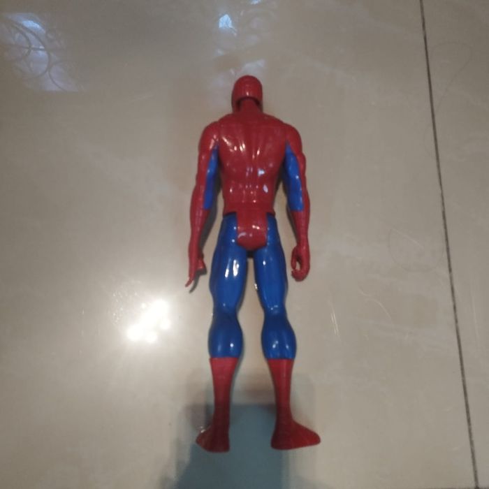 Игрушка человек паук