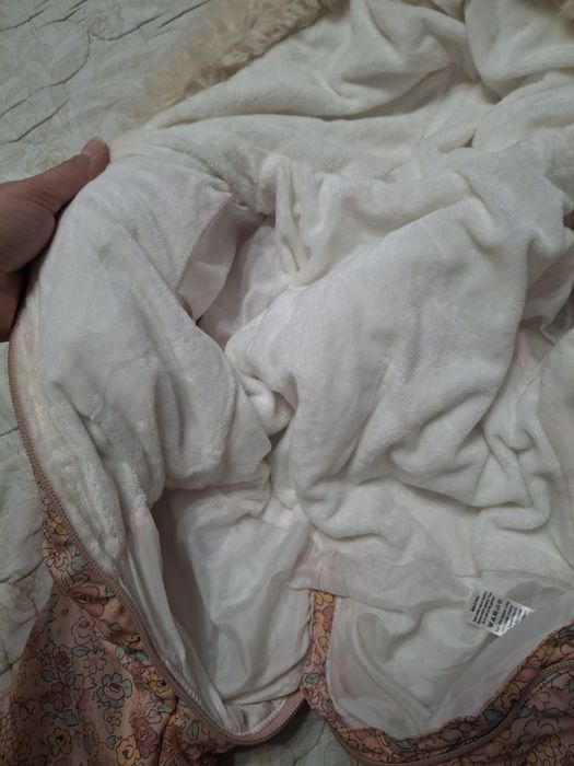 Продам детские комбинезоны