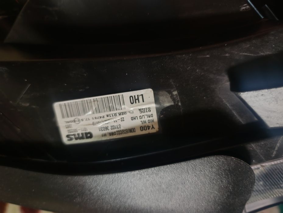 Фара на ssangyong rexton 2