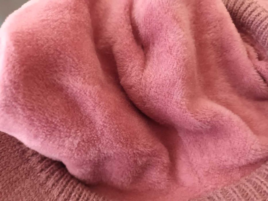 НОВА дамска шапка тип каскет, Спиди/лично предаване