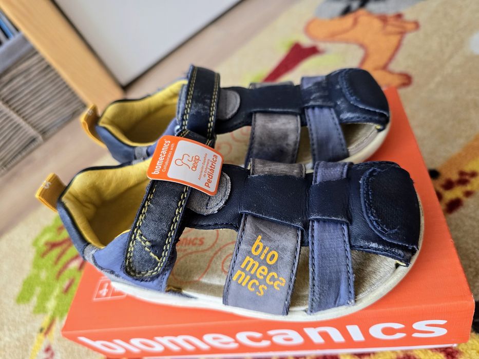 Летни сандали, номер 25 и 26