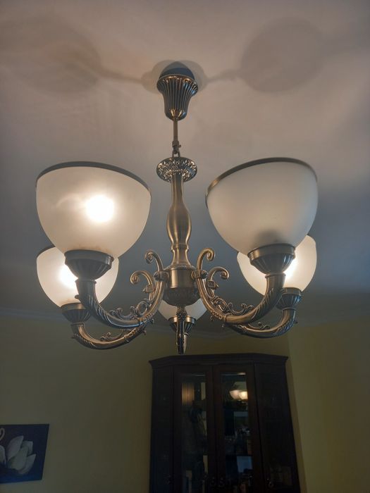 Люстра.., люстра.., пятирожковая