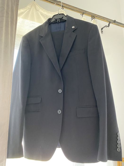 Vand costum Zara Barbati , din 2 piese