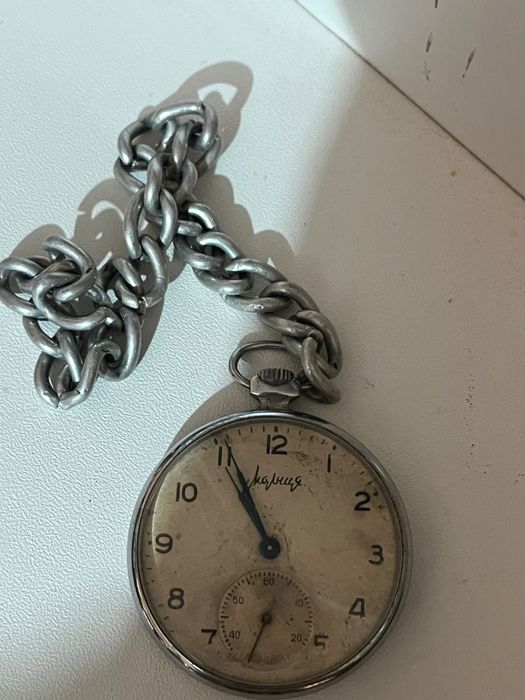 Продавам Часовници