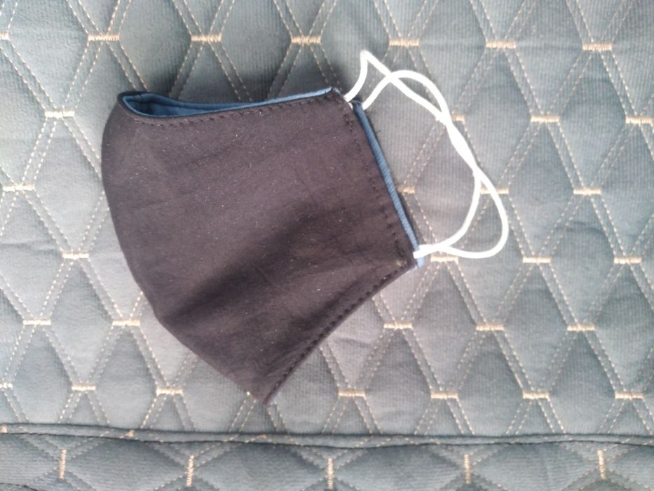 Маска из ткани .