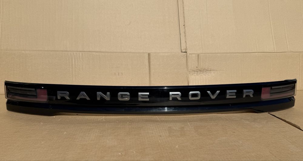 Стоп Range Rover Velar 2024