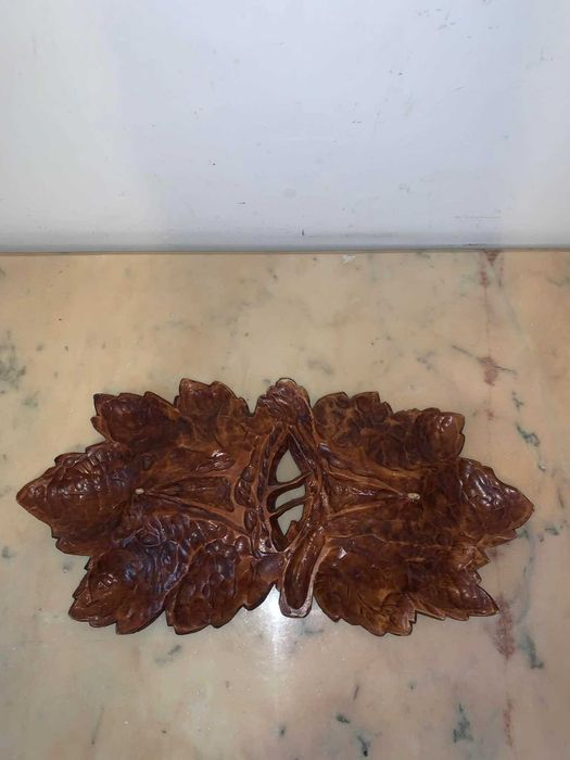 Fructiera in forma de frunza